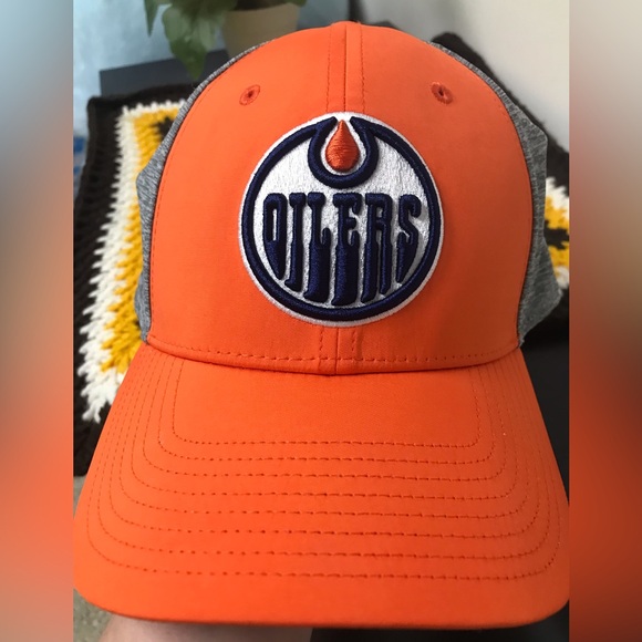 Edmonton Oilers Hat - Picture 6 of 6
